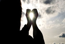 热刺主场大胜，继续稳固前四位置